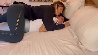 Amateur Couple Makes Love In Hotel Room Without Being Interrupted