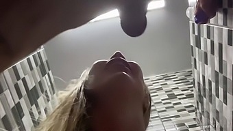 I Went Out At Night And Chose To Have Sex In A Certain Place.